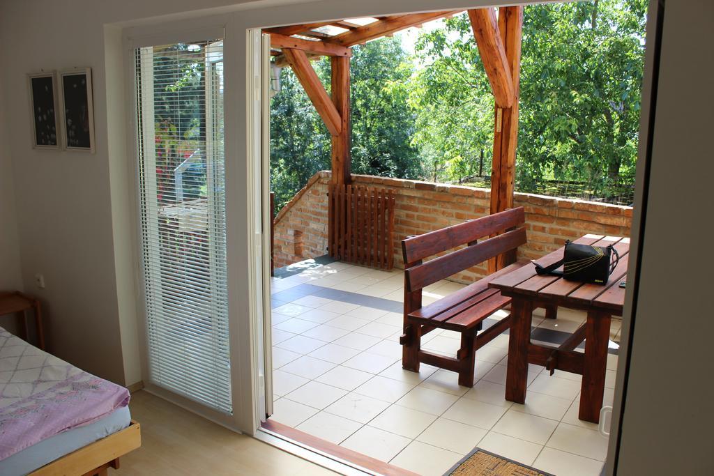 Penzion Gomelska Apartment Horni Stropnice Ngoại thất bức ảnh